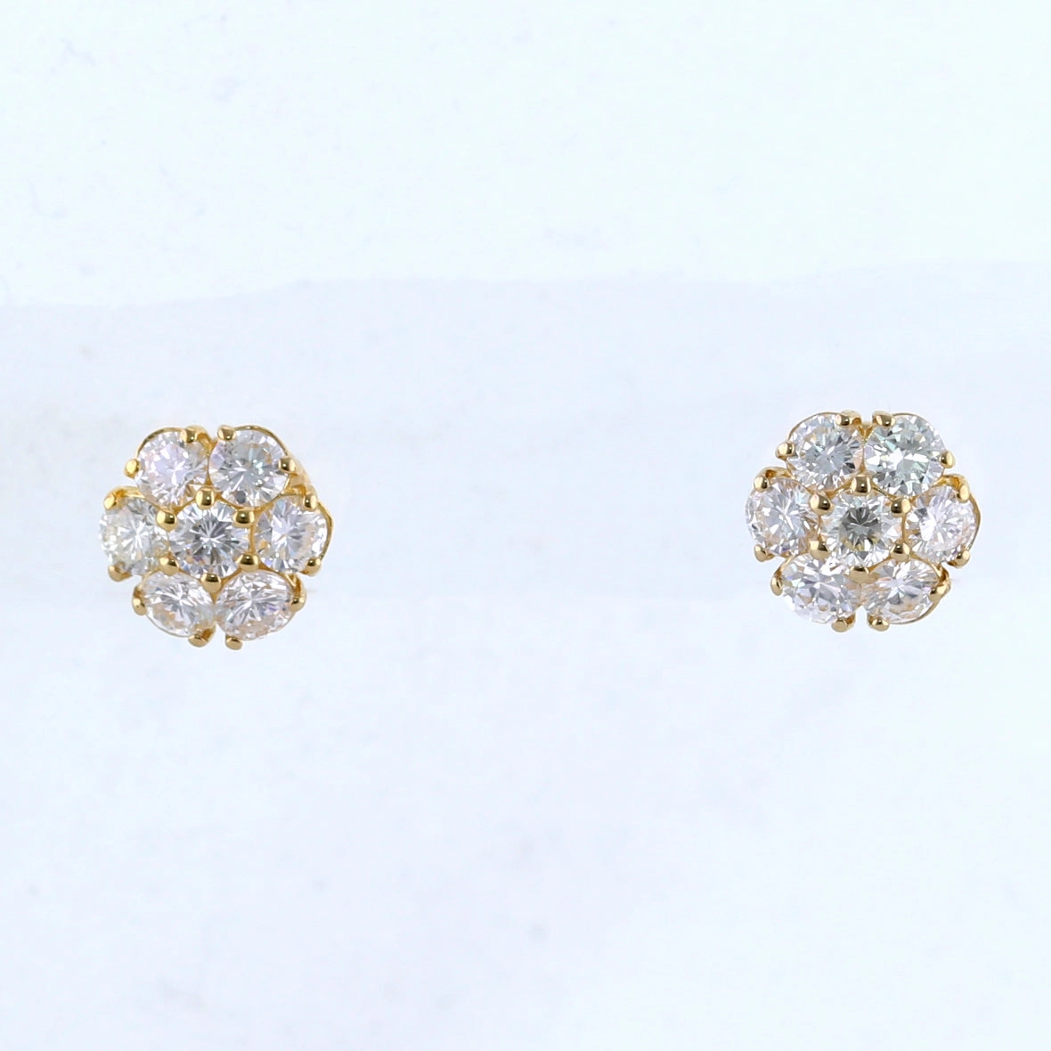 14k Yellow Gold 2.75ctw Diamond Cluster Stud Earrings