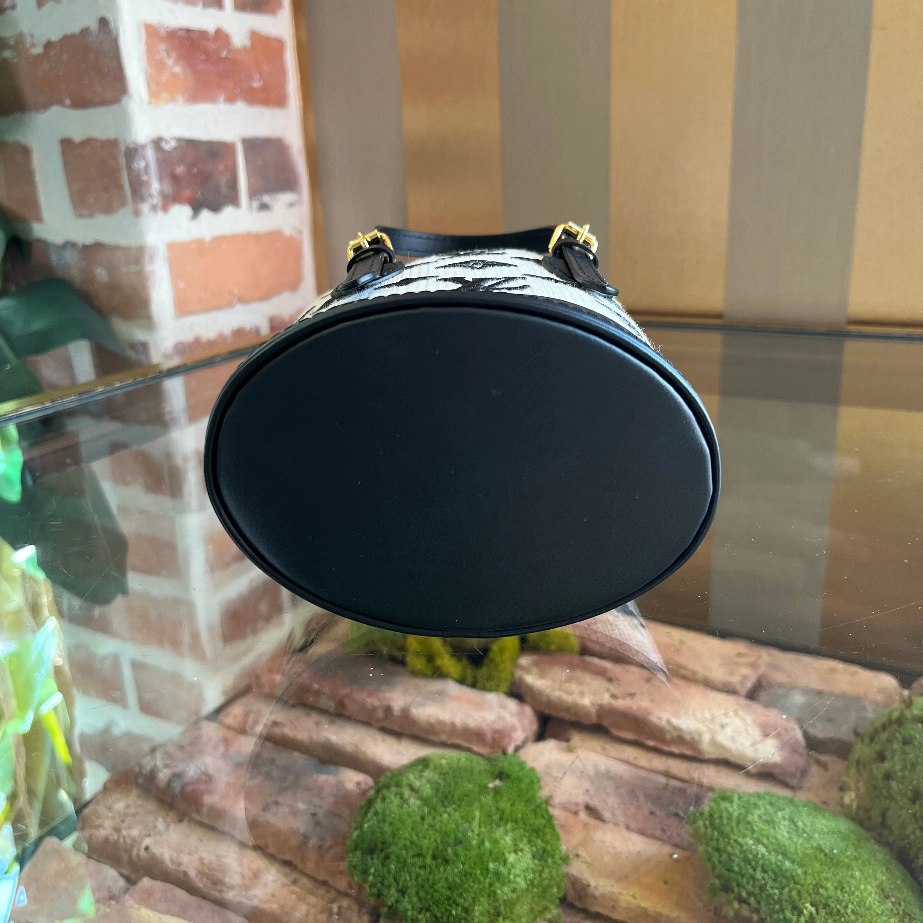LOUIS VUITTON Black Monogram Nano Bucket Bag TS3989